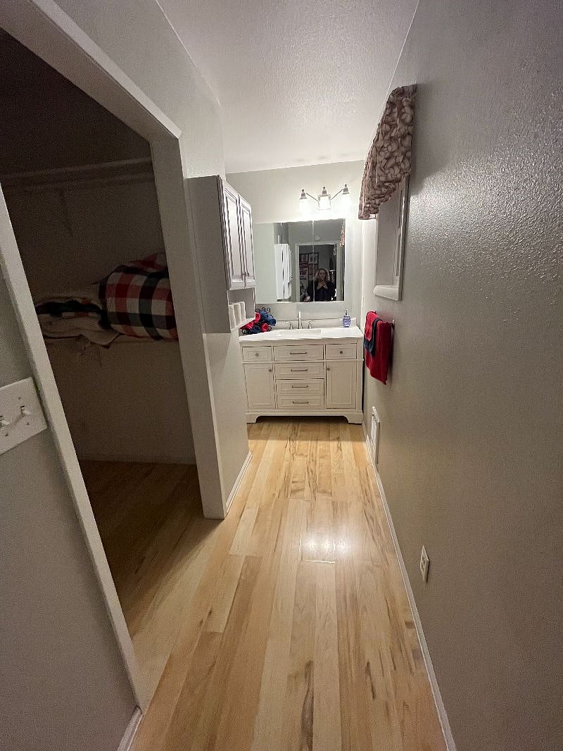 Furnished Finder property 501499_1 photo 12