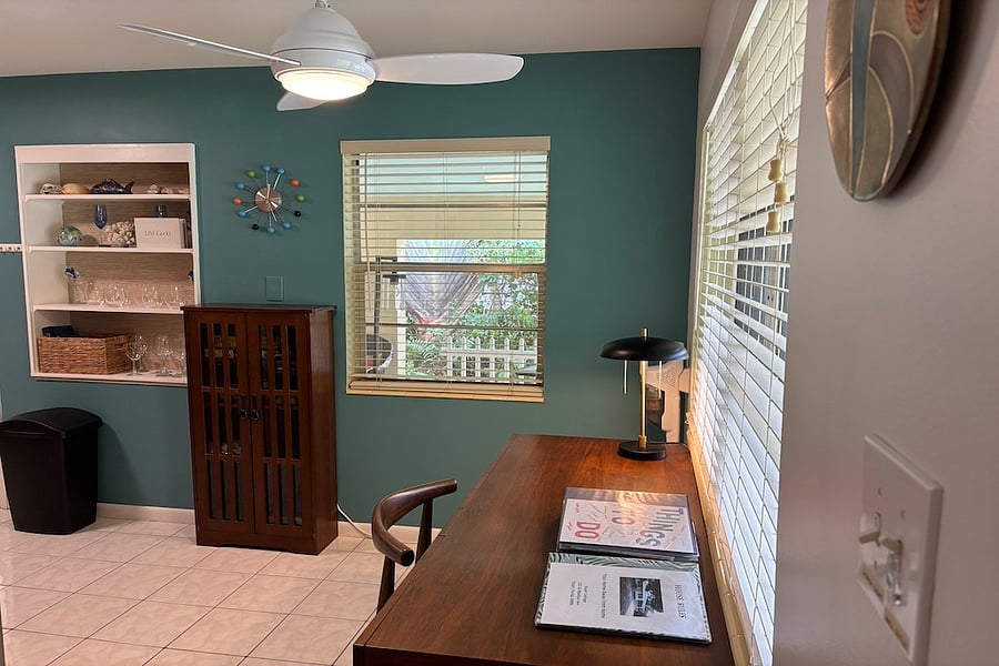 Designated work desk with street view