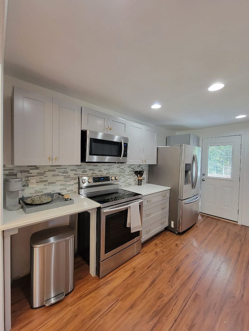 Furnished Finder property 501537_1 photo 8