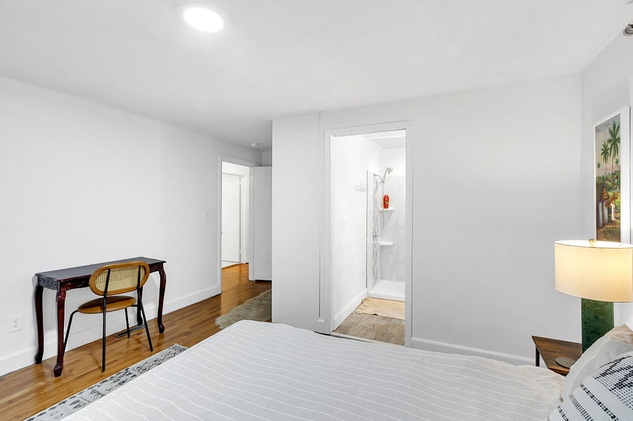 Furnished Finder property 501537_1 photo 13