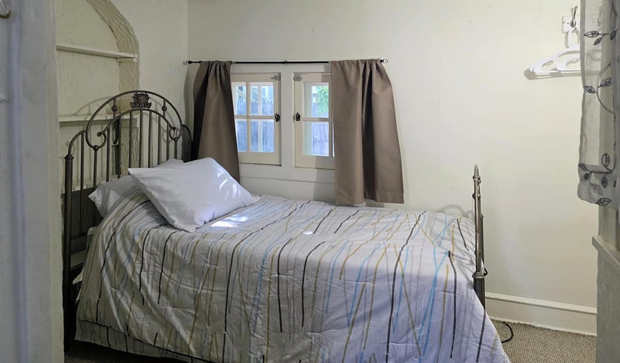 Furnished Finder property 501557_1 photo 8