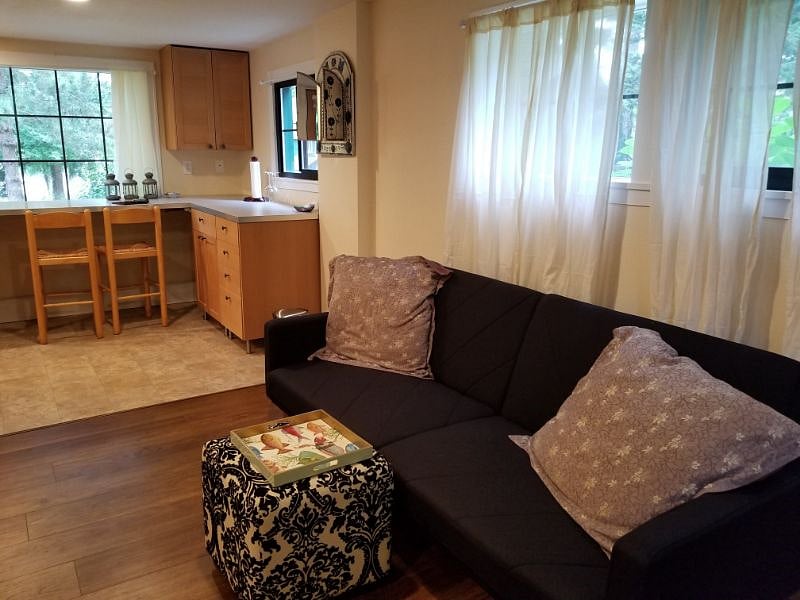 Furnished Finder property 501576_1 photo 18