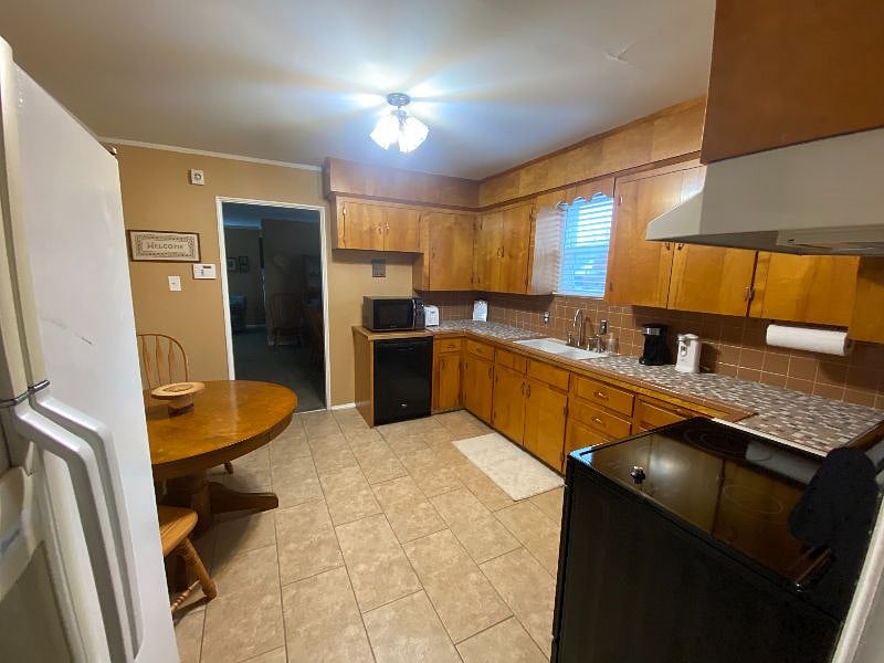Furnished Finder property 501611_1 photo 4