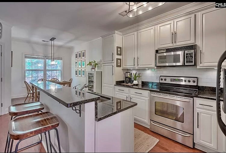 Furnished Finder property 501620_1 photo 10