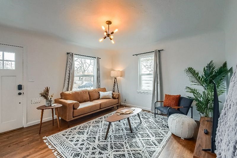Furnished Finder property 501639_1 photo 8