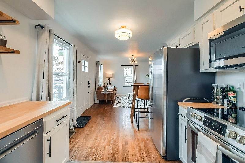 Furnished Finder property 501639_1 photo 9