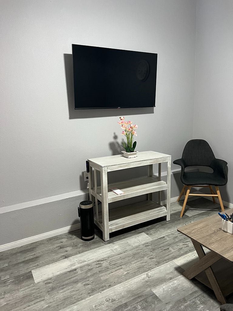 Furnished Finder property 501683_1 photo 12