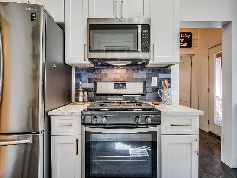 Furnished Finder property 501715_1 photo 12