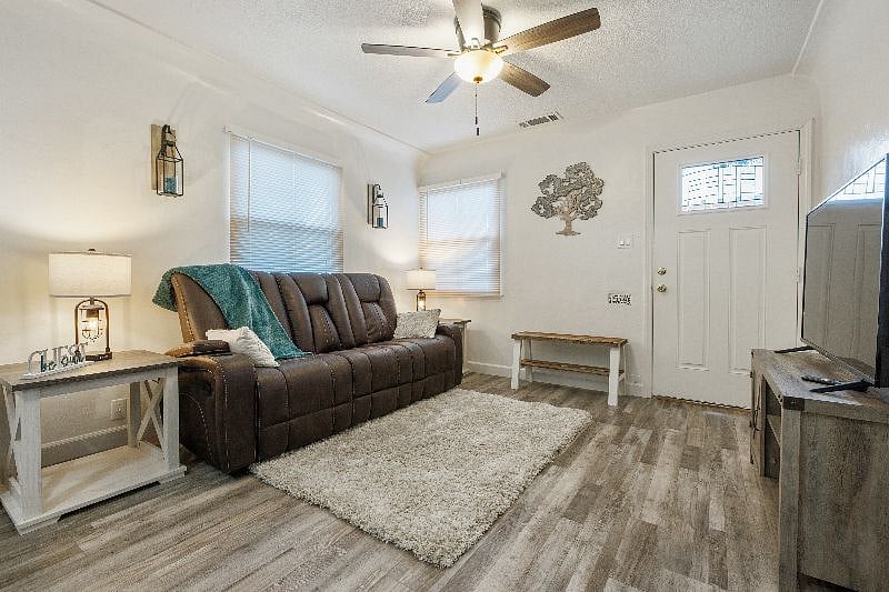 Furnished Finder property 501717_1 photo 2