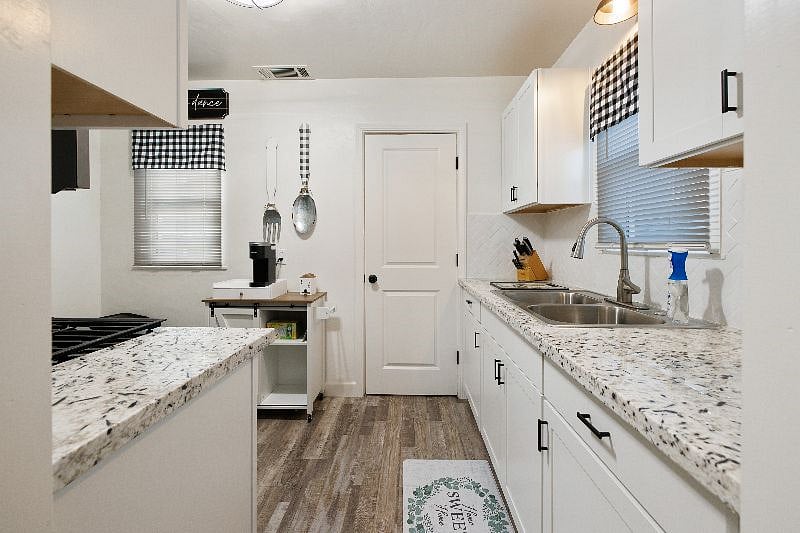 Furnished Finder property 501717_1 photo 16