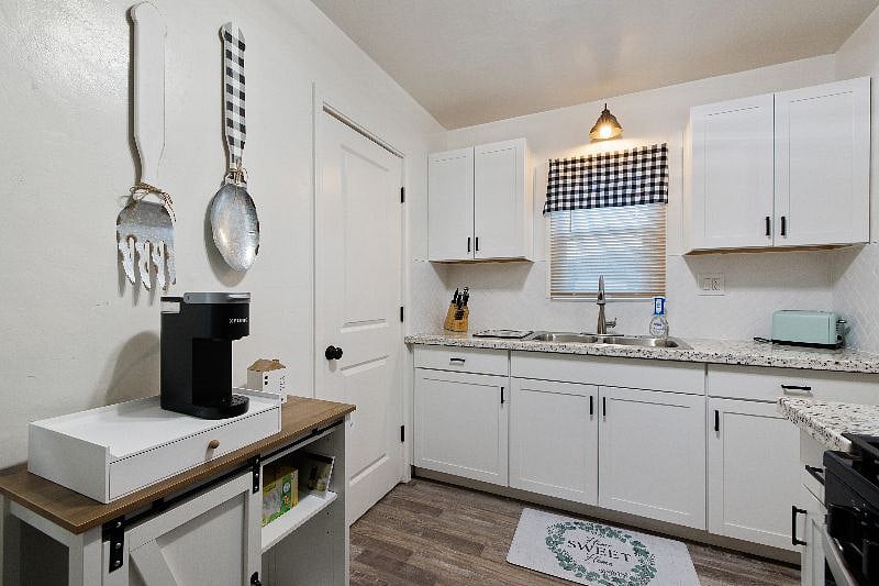 Furnished Finder property 501717_1 photo 22