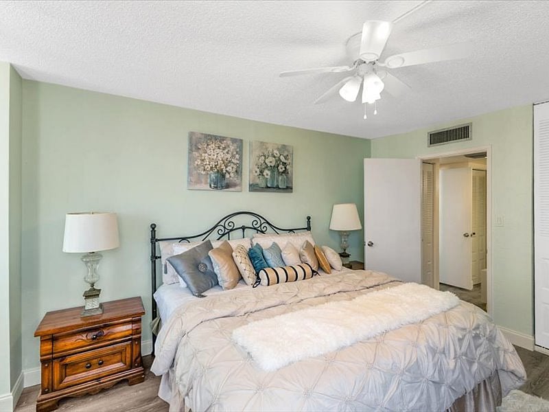 Furnished Finder property 501753_1 photo 24