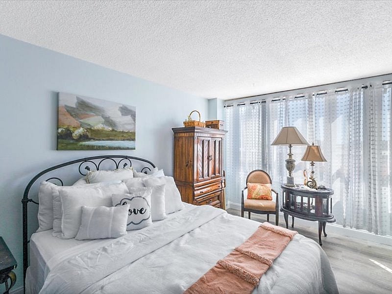 Furnished Finder property 501753_1 photo 30