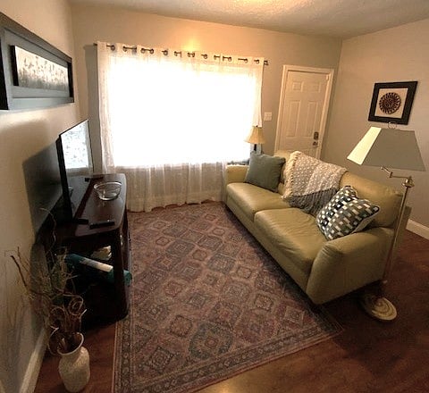 Furnished Finder property 501763_2 photo 3