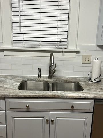 Furnished Finder property 501820_1 photo 6