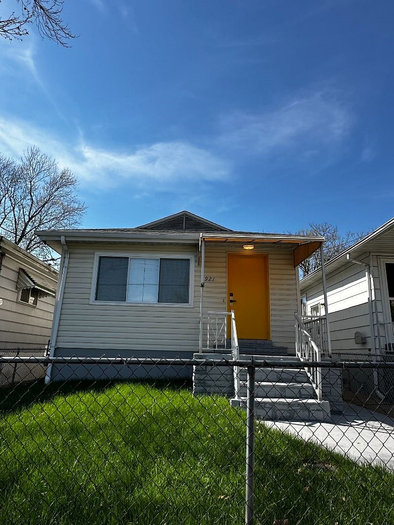 Furnished Finder property 501832_1 photo 3