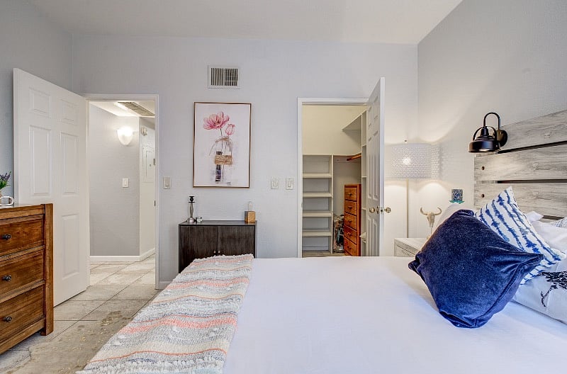 Furnished Finder property 501846_1 photo 17