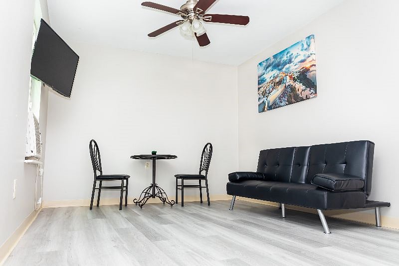 Furnished Finder property 501902_1 photo 6