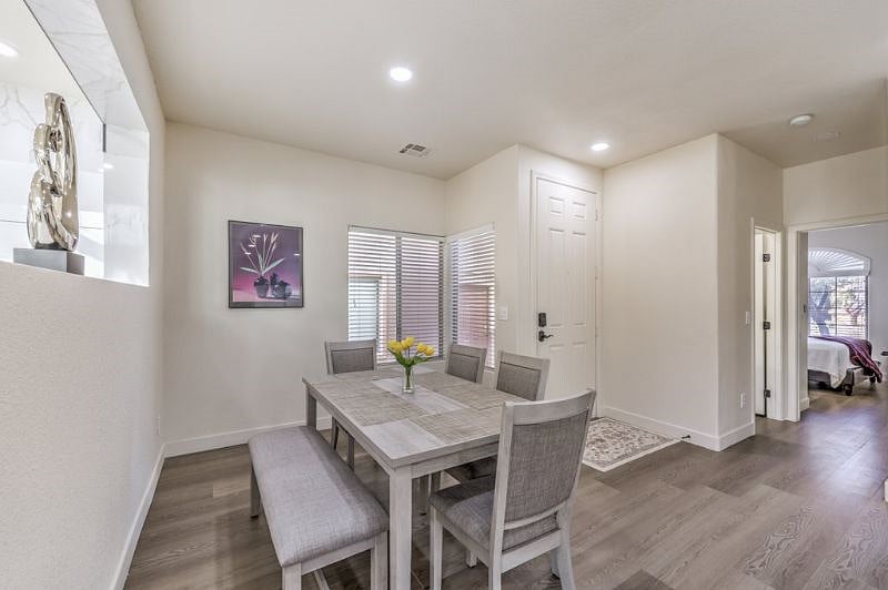 Furnished Finder property 502027_1 photo 6