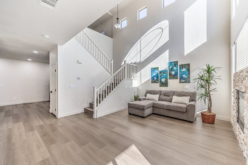 Furnished Finder property 502027_1 photo 10