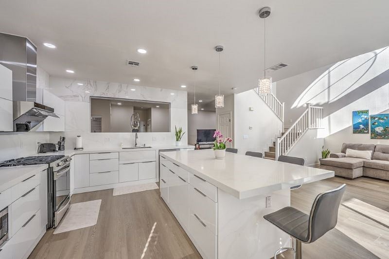 Furnished Finder property 502027_1 photo 16