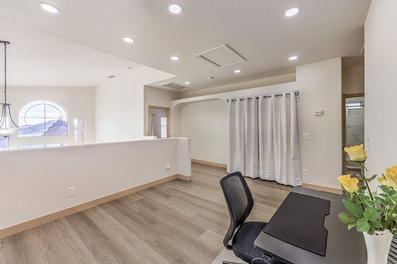 Furnished Finder property 502027_1 photo 21