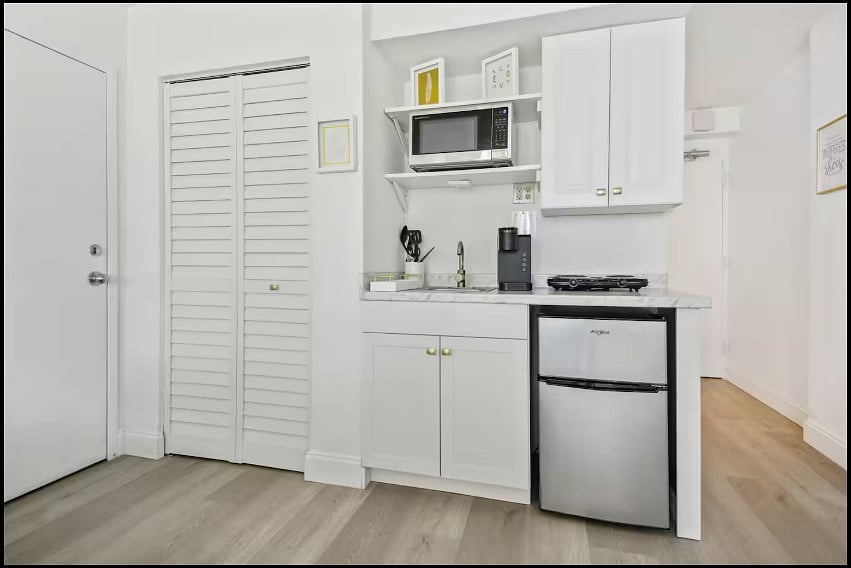Furnished Finder property 502041_1 photo 3