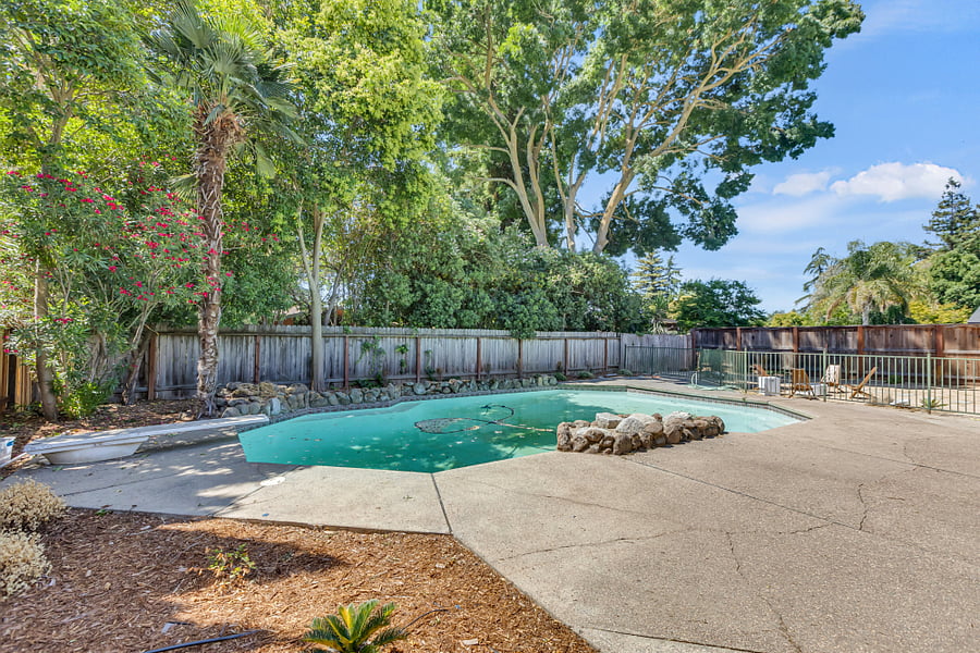 Furnished Finder property 502049_1 photo 24
