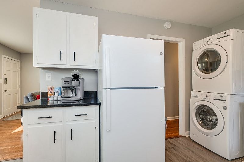 Furnished Finder property 502052_1 photo 8