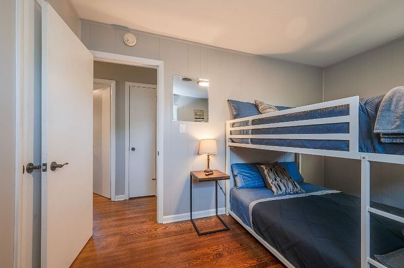 Furnished Finder property 502052_1 photo 13