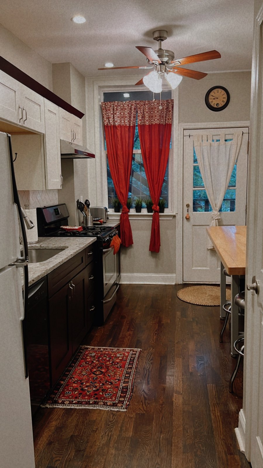 Furnished Finder property 502184_1 photo 3