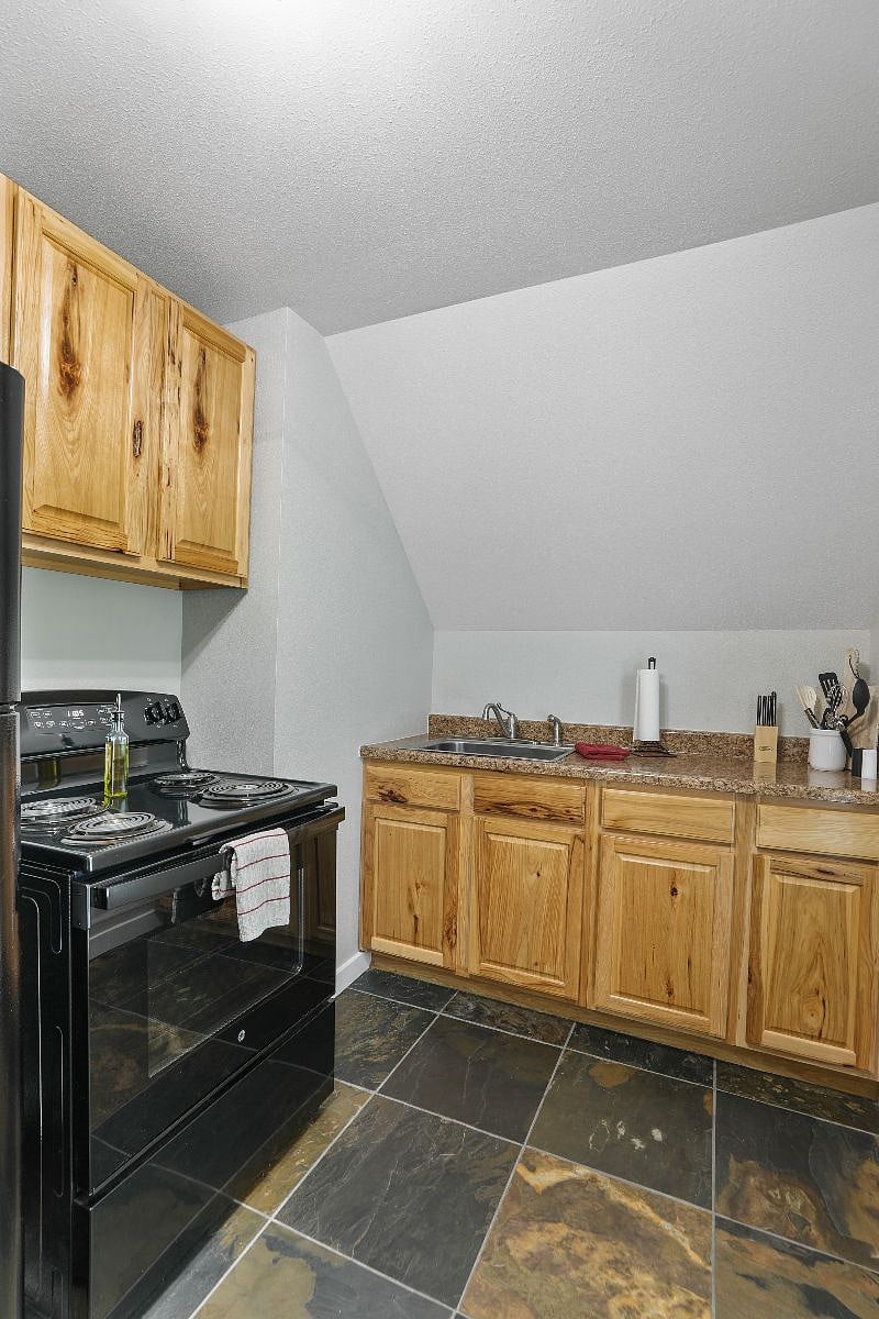 Furnished Finder property 502213_2 photo 3