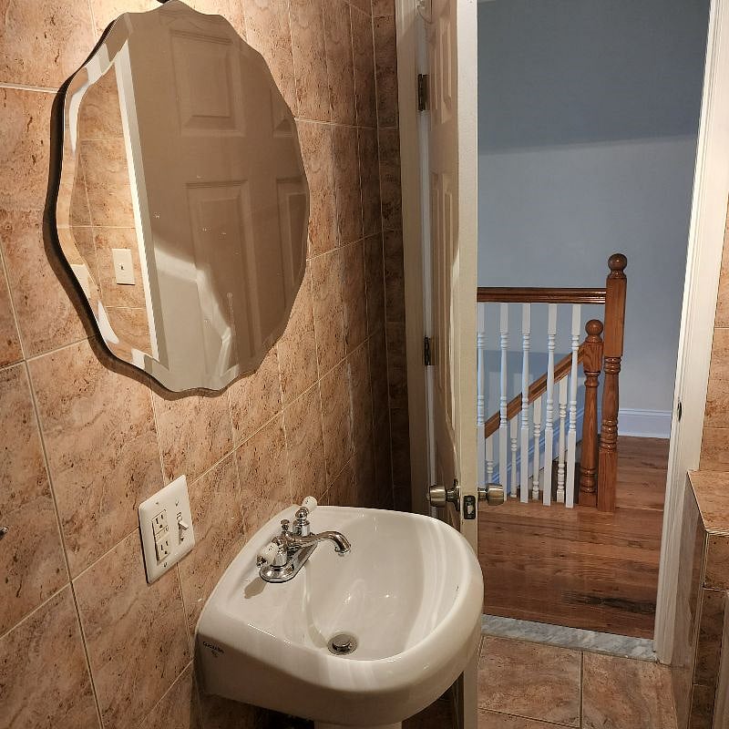 Shared Bathroom with Brother and Sister Room