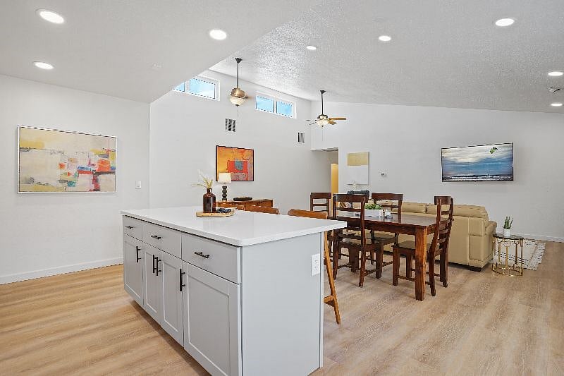 Furnished Finder property 502229_1 photo 7