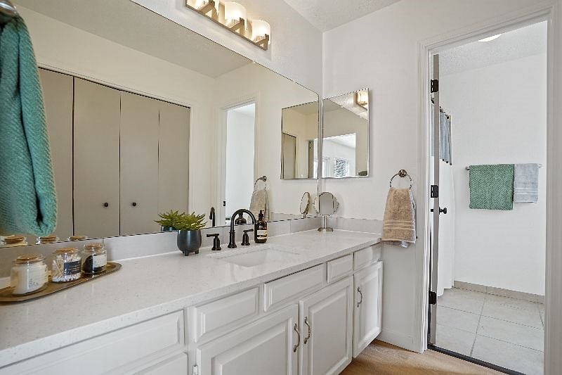 Furnished Finder property 502229_1 photo 12
