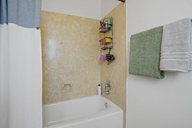 Furnished Finder property 502229_1 photo 13