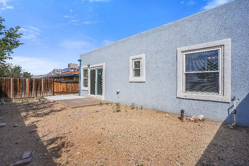 Furnished Finder property 502229_1 photo 17