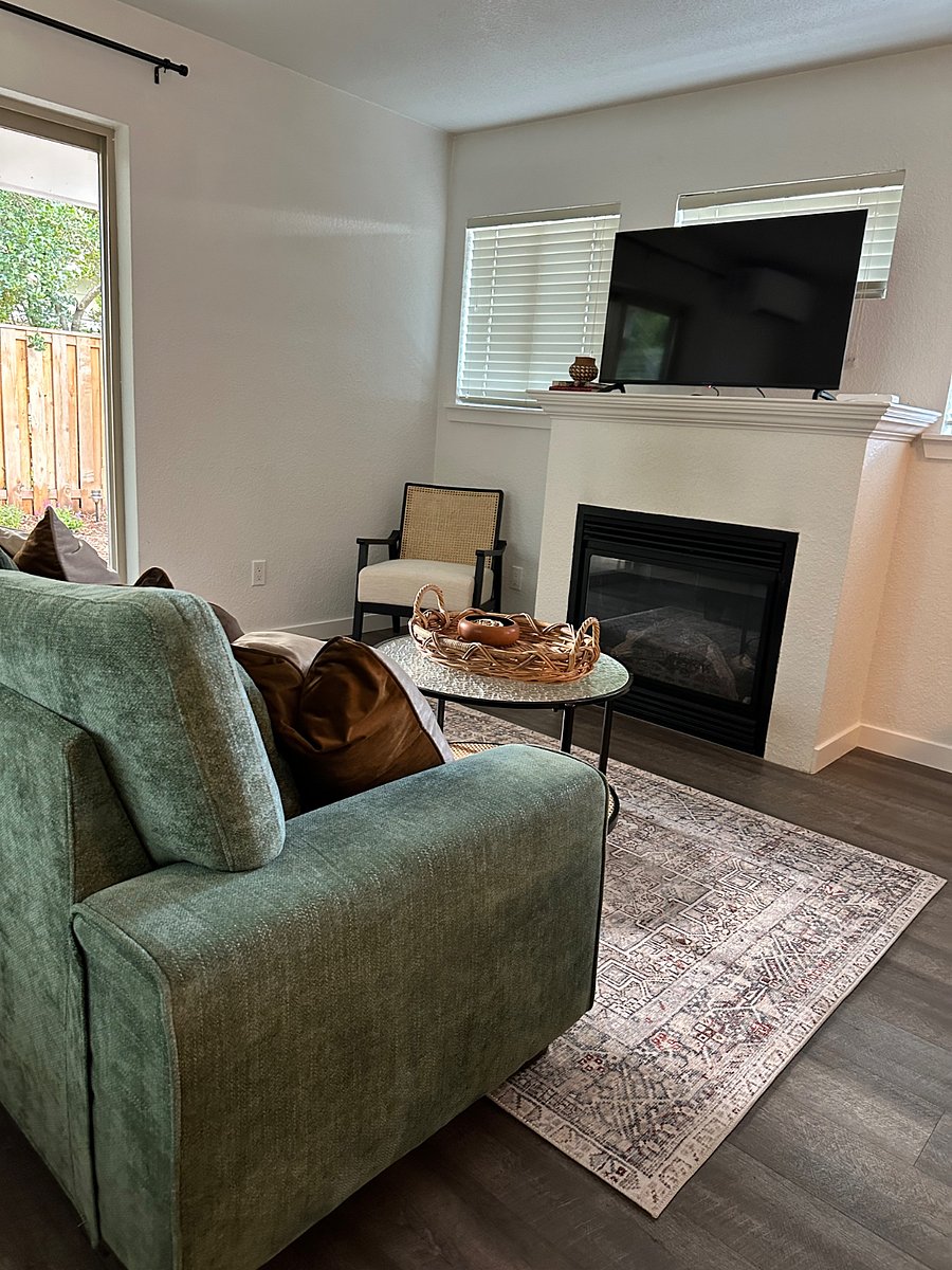 Furnished Finder property 502306_2 photo 3
