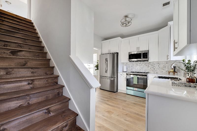 Furnished Finder property 502322_1 photo 8