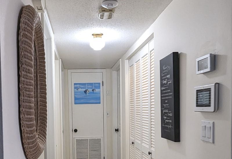 Hall way