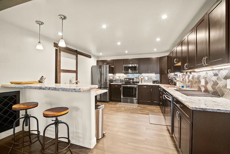 Furnished Finder property 502340_1 photo 3