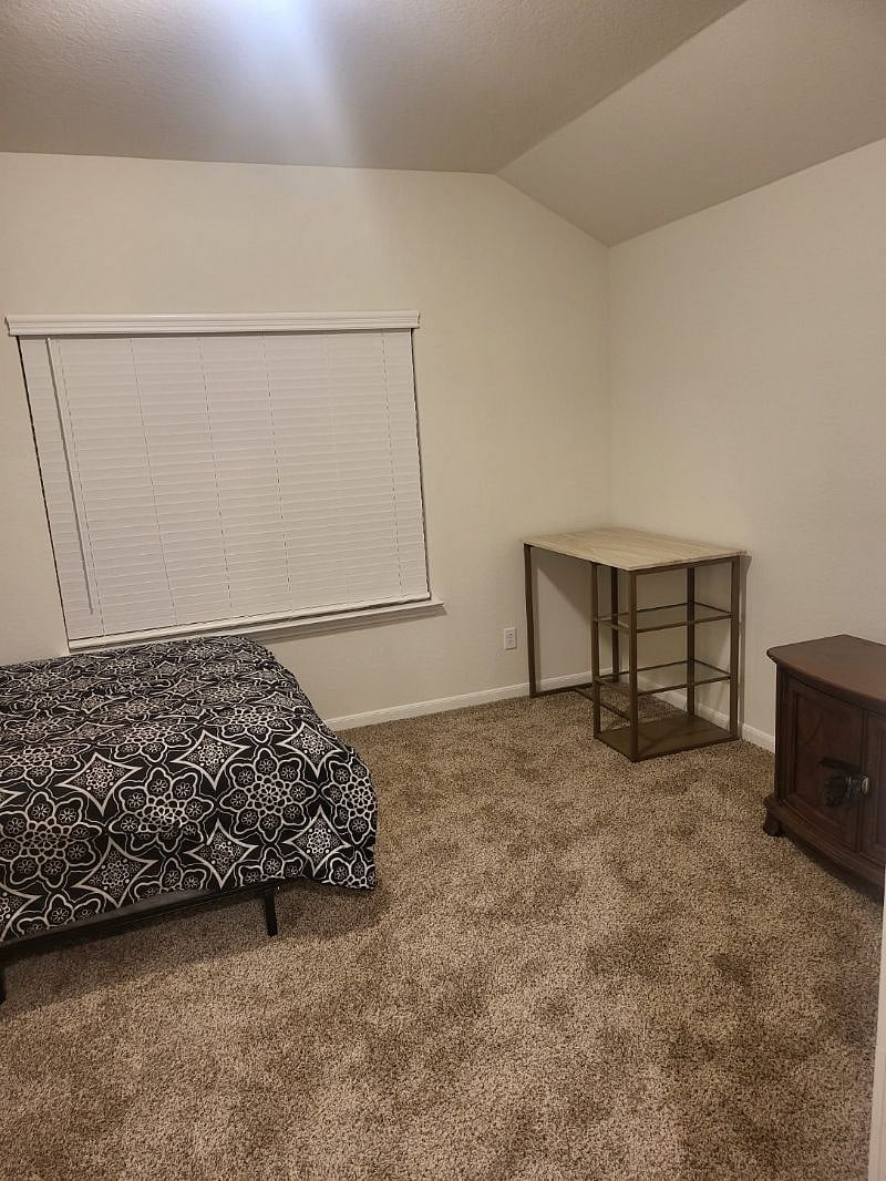 Furnished Finder property 502361_1 photo 17