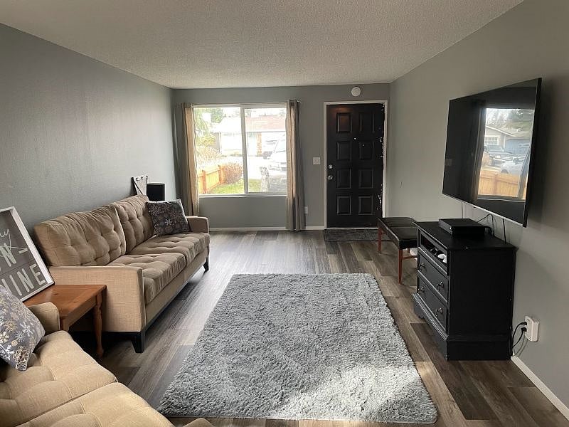 Furnished Finder property 502386_1 photo 3