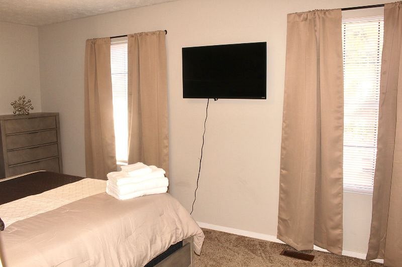 Furnished Finder property 502408_1 photo 3