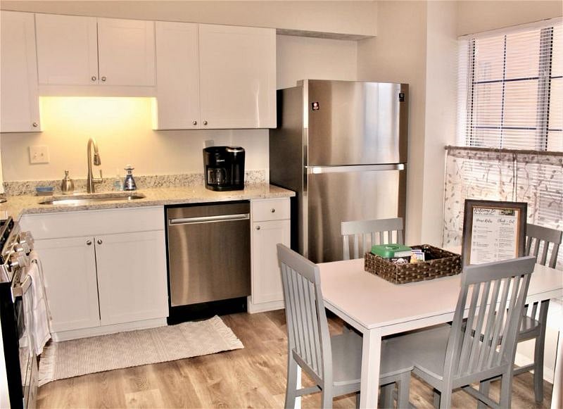 Furnished Finder property 502408_1 photo 9