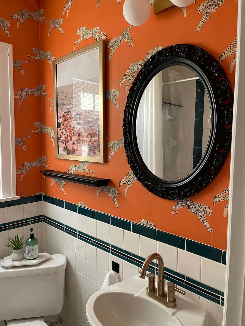 Full Bath with Shower/Tub