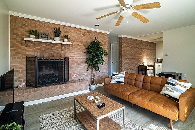Furnished Finder property 502449_1 photo 1