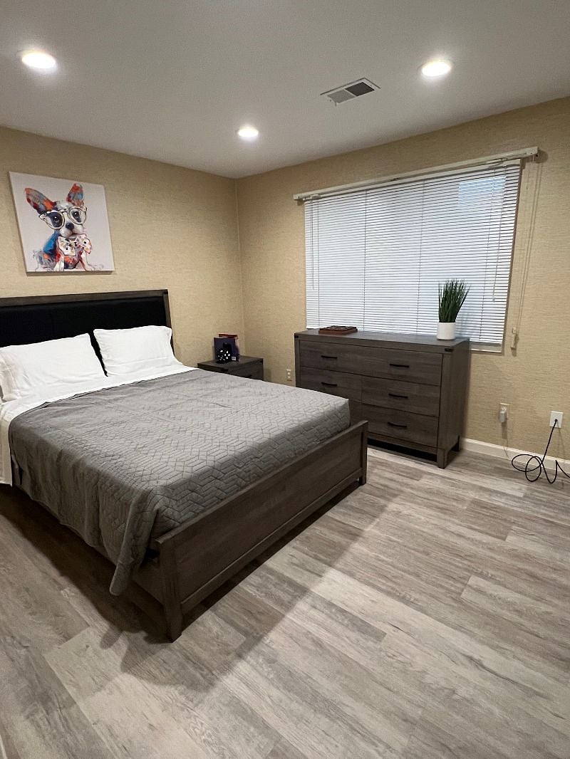 Furnished Finder property 502456_1 photo 9