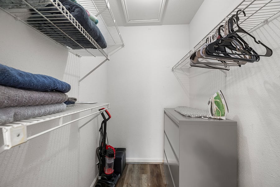 Furnished Finder property 502628_1 photo 25