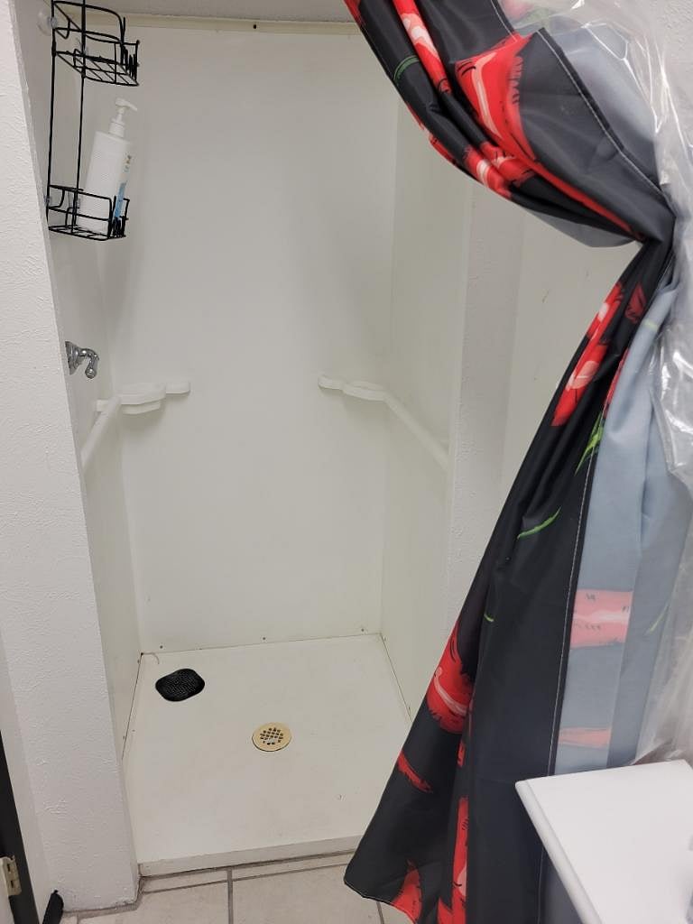 Room 3 Shower